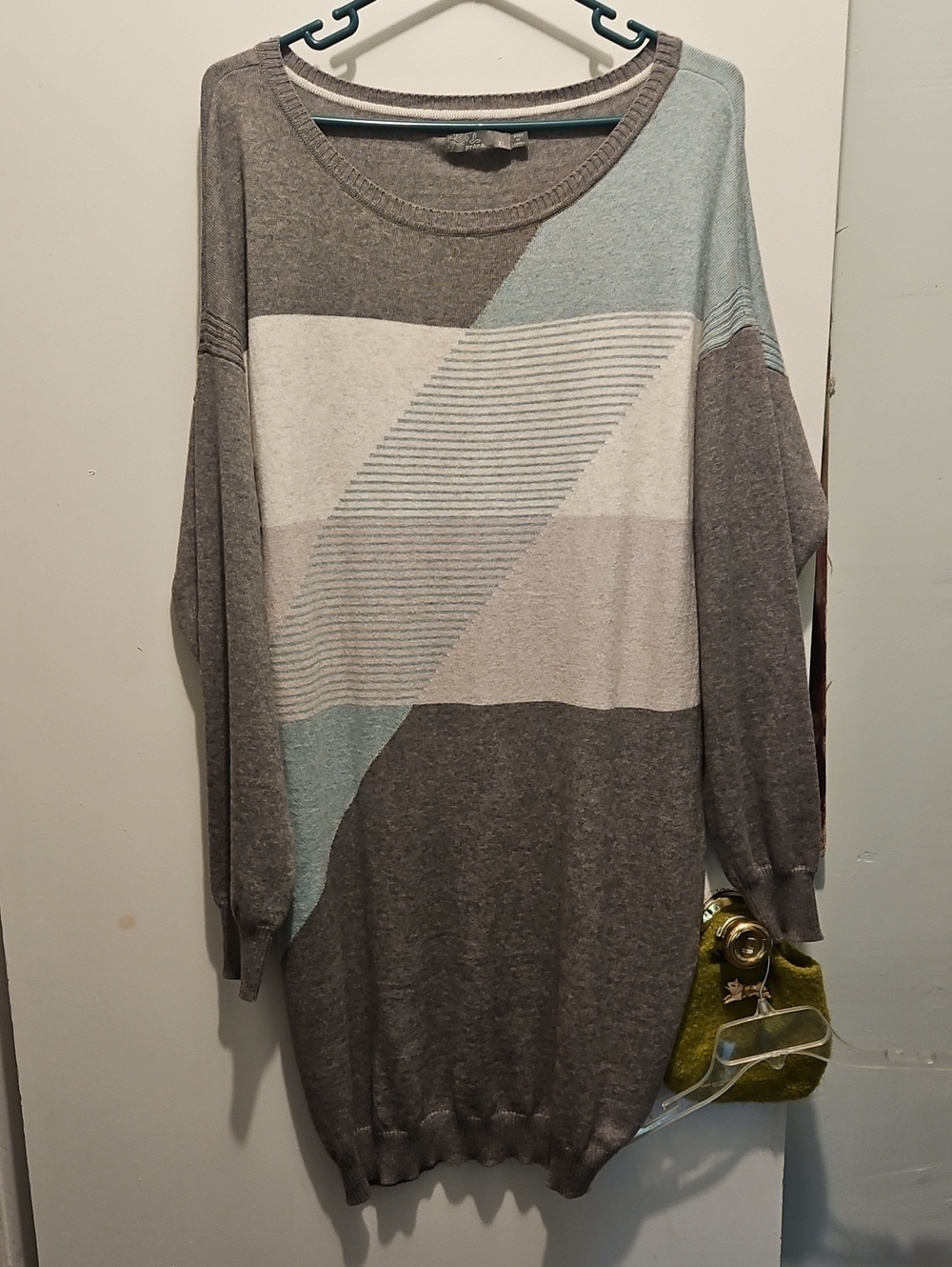 Prana Neutral Colorblock Long Sleeve Knit Dress in Taupe and Light Blue